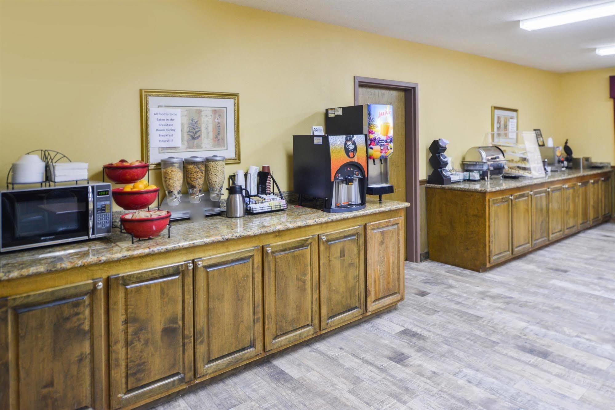 Americas Best Value Inn Wiggins Zewnętrze zdjęcie